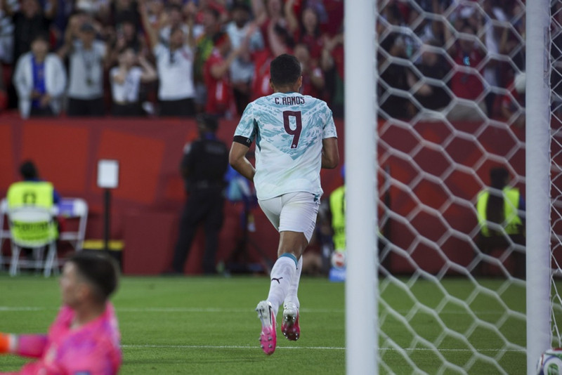 Goncalo Ramos var hetjan á fjórðu mínútu í uppbótartíma