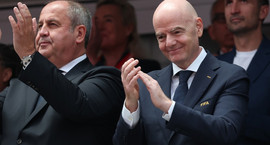 „FIFA að verða leikskóli fyrir trúða“