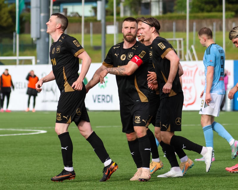Útvarpsþátturinn - Áhugaverð umferð og leikar æsast á HM
