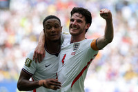 Sjáðu mörkin: Englendingar þremur yfir