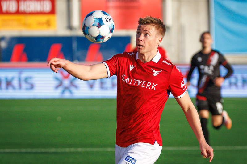 Patrick Pedersen meiddist í fyrra.