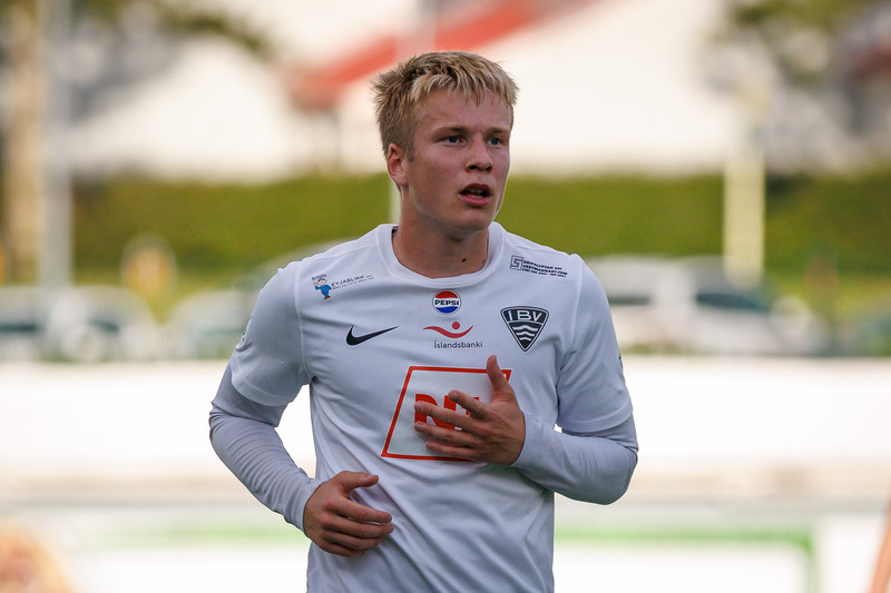 Róbert Elís kemur inn í liði ÍBV.