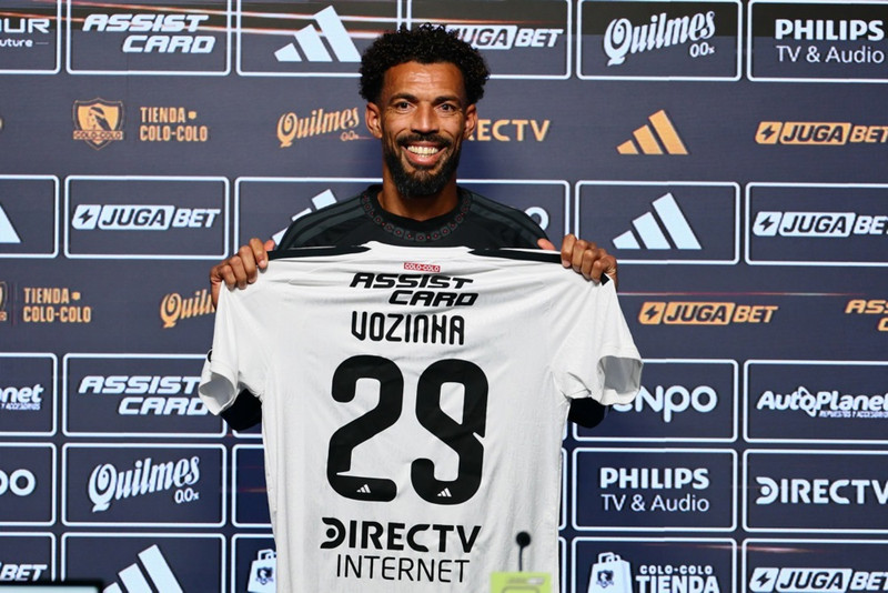 Vozinha fær treyju 29.
