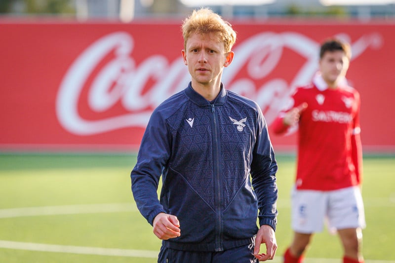 Fótbolti.net hefur heimildir fyrir því að Chris Brazell verði ekki áfram hjá Val eftir tímabilið.