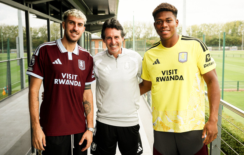 Ruggeri, stjórinn Unai Emery og Zuzuki.