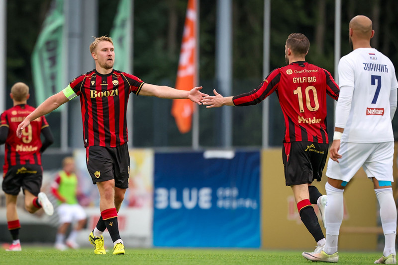 Gylfi skoraði eina mark Víkinga úr vítaspyrnu