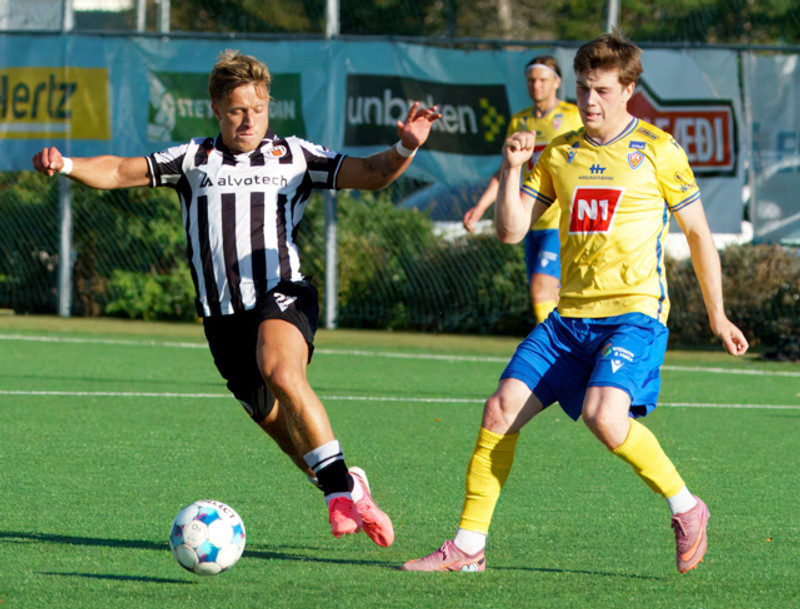 Myndaveisla: KR skoruðu 5 á Akureyri