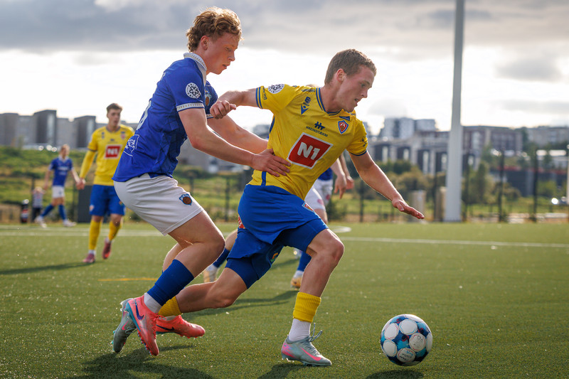 Eiður hrósaði 17 ára leikmanni KA