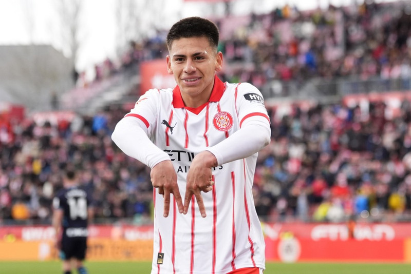 Echeverri til Benfica sem fær forkaupsrétt