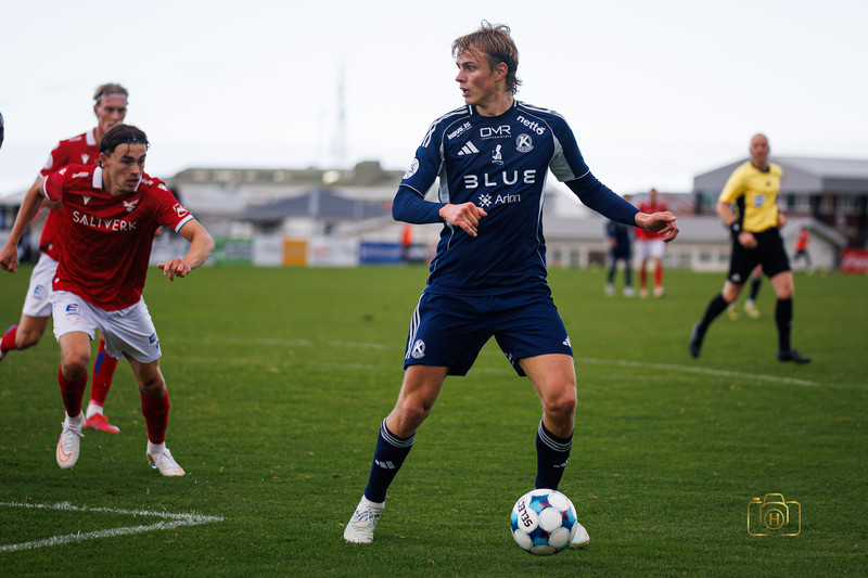 Myndaveisla: Valur vann á Ljósanótt en það dugði ekki til