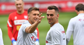 Tók áhorfanda hálstaki í Championship
