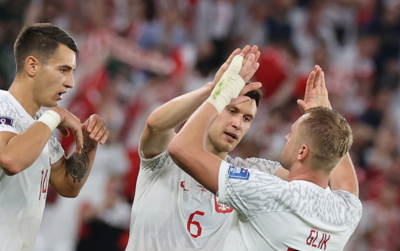 Tók áhorfanda hálstaki í Championship