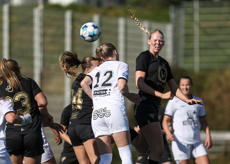 Myndaveisla: Gleði þegar Gróttukonur komust upp í Bestu
