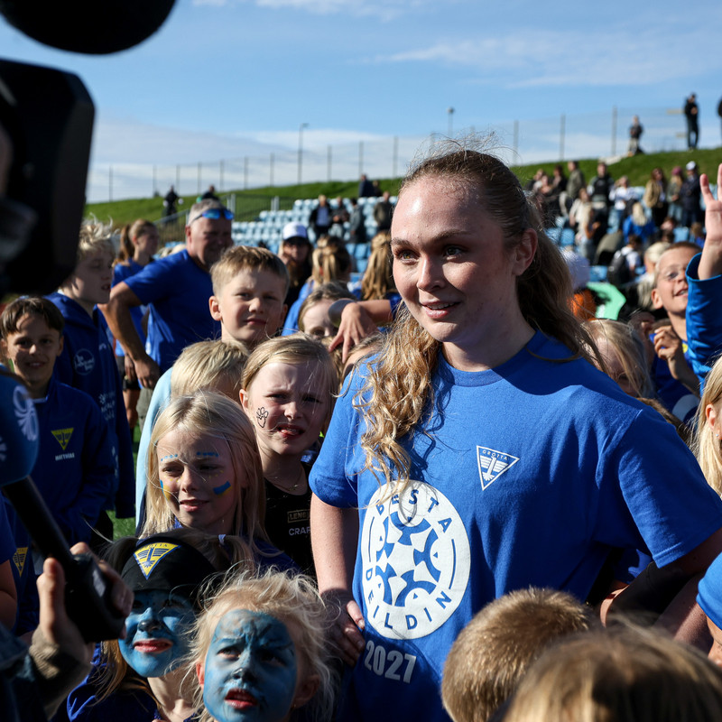 Myndaveisla: Gleði þegar Gróttukonur komust upp í Bestu