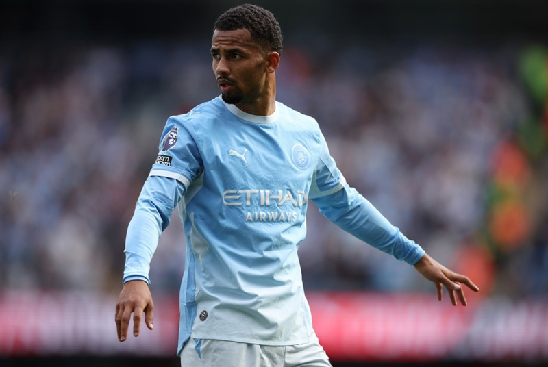 Iliman Ndiaye fagnaði sigri í sínum fyrsta leik með City.