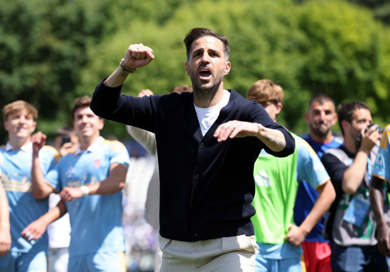 Cesc Fabregas, stjóri Como.