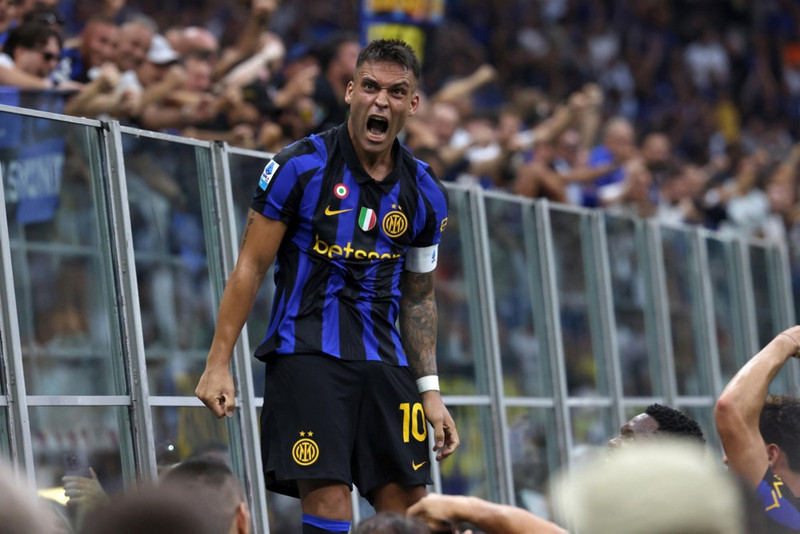 Lautaro skoraði tvennu í frábærum endurkomusigri gegn Napoli um helgina.