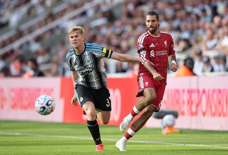 Lewis Hall í leik gegn Liverpool.