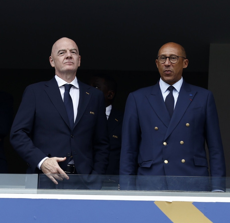 Gianni Infantino og Philippe Diallo.