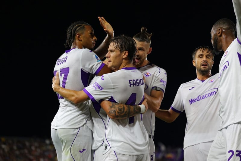 Fiorentina vann þriggja marka sigur