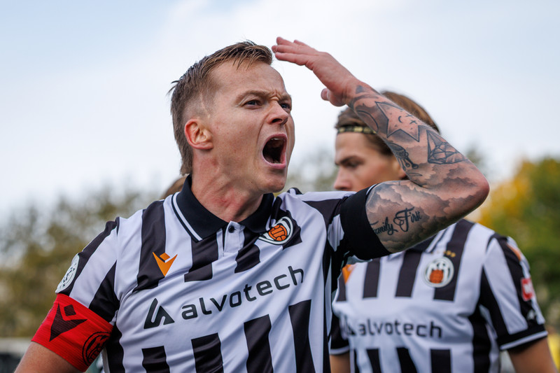 Aron Sigurðarson setti nýtt markamet!