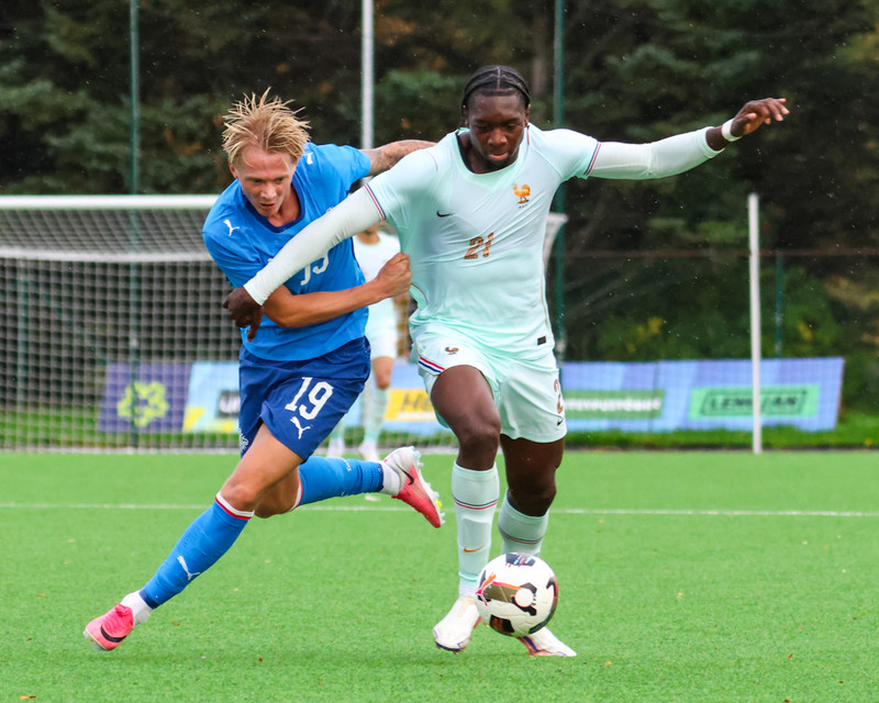 Myndaveisla: U21 landsliðið gerði jafntefli við Frakka