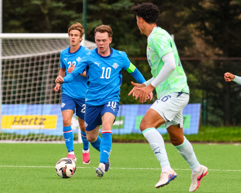 U21: Strákarnir léku listir sínar og pökkuðu Sviss saman