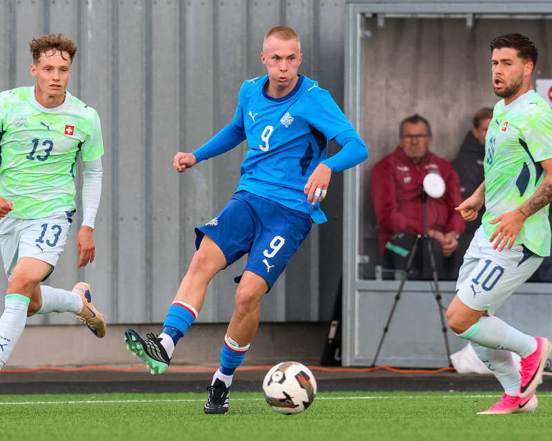 U21: Strákarnir léku listir sínar og pökkuðu Sviss saman