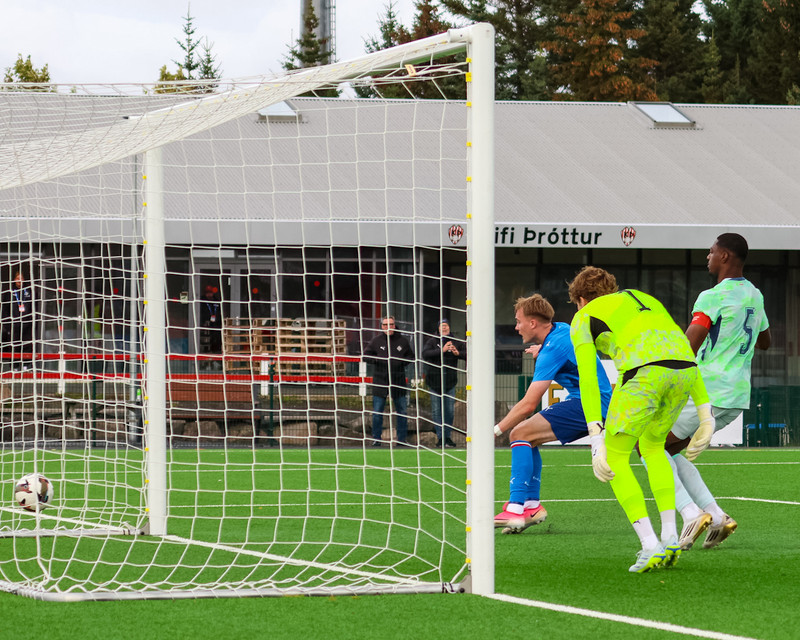 Myndaveisla: U21 landsliðið fór á kostum gegn Sviss