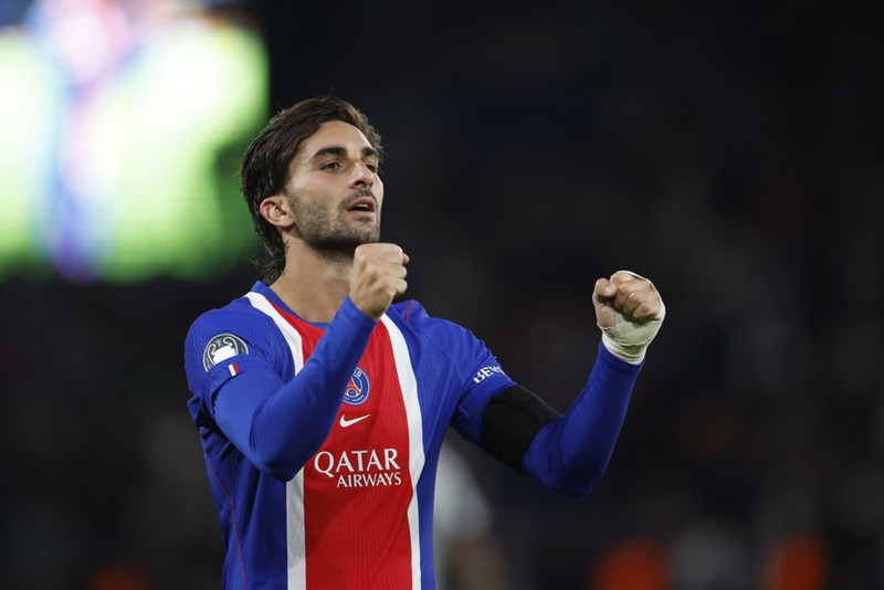 PSG 7/10