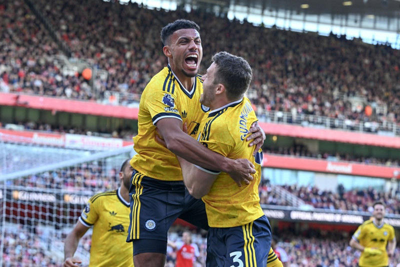 James Justin skoraði fyrir Leeds snemma í síðari hálfleik