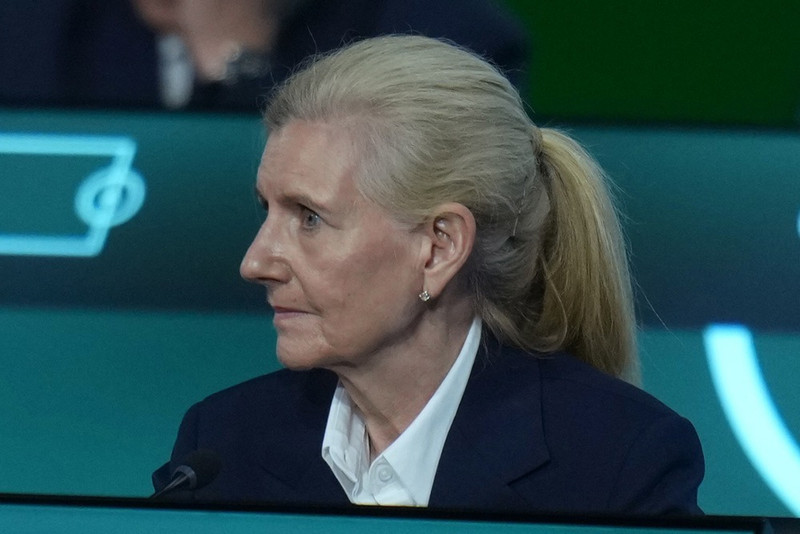 Debbie Hewitt.