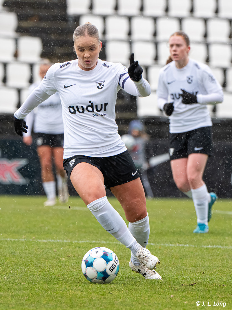 Myndaveisla: FH fékk þungan skell í óveðrinu