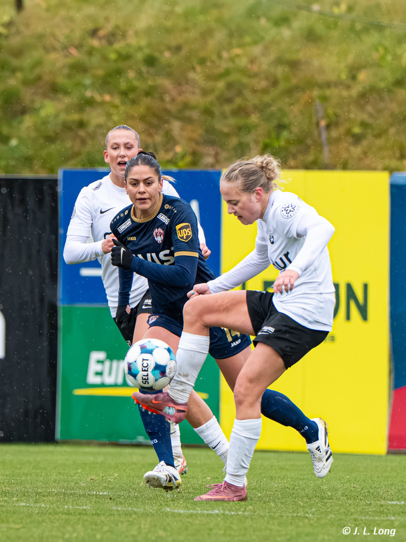 Myndaveisla: FH fékk þungan skell í óveðrinu