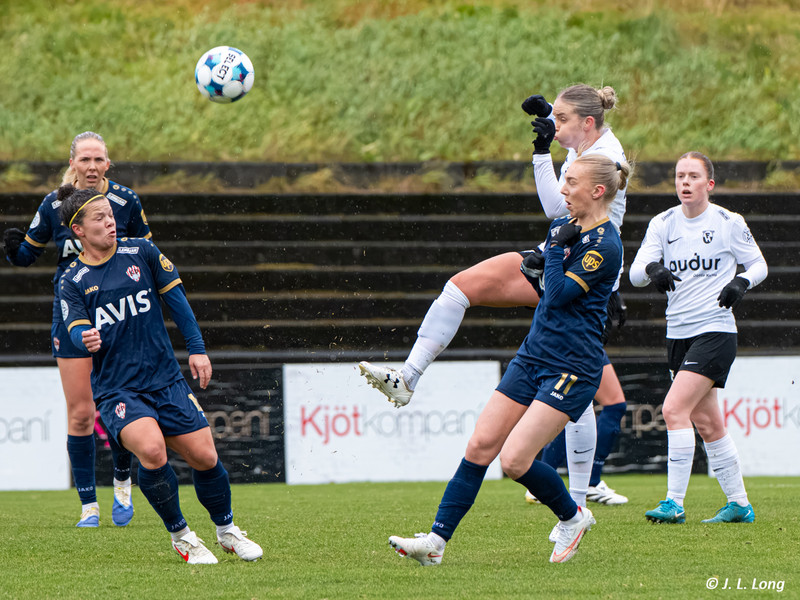 Myndaveisla: FH fékk þungan skell í óveðrinu