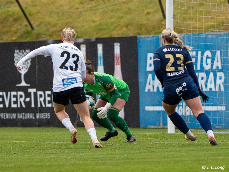 Myndaveisla: FH fékk þungan skell í óveðrinu
