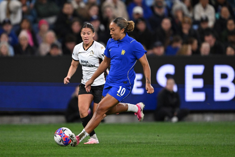 Lauren James skoraði tvö fyrir Chelsea