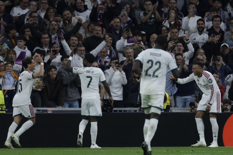 Mbappe hlær að Güler sem stal marki af honum