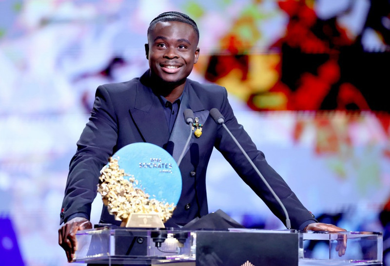 Saka verðlaunaður á Ballon d'Or hátíðinni