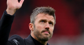Carrick stýrir Man Utd áfram og fær tækifæri til að...