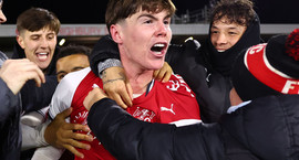 Sjáðu mörkin: D-deildarliðið kastaði Arsenal úr...